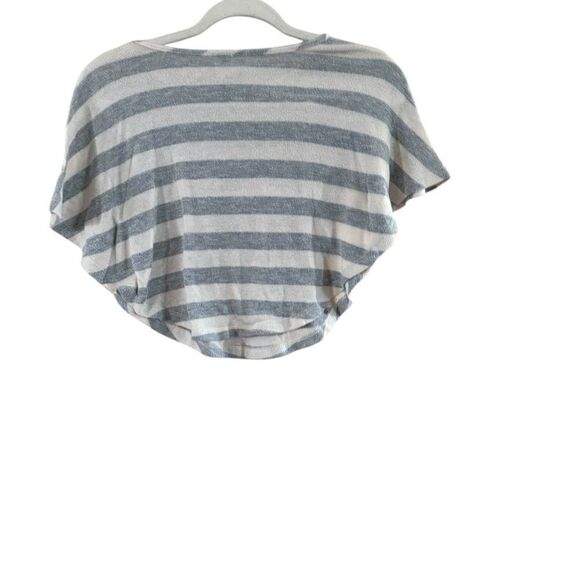 Lilly Bleu Girls Size 10 Gray and Pink Striped Crop Top - Picture 3 of 7
